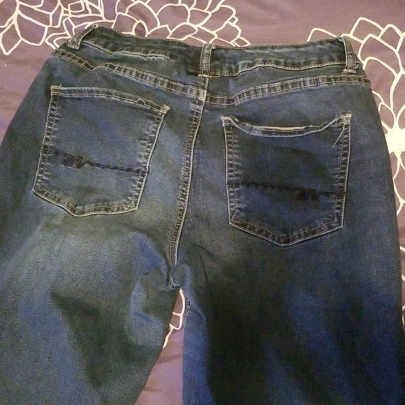 Maurices curvy style jeans - Picture 2 of 4
